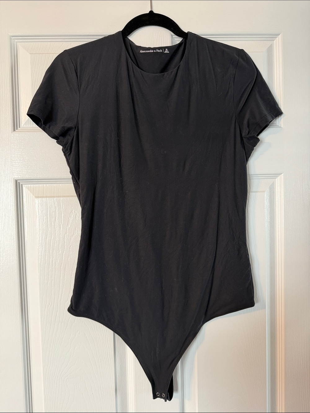 Abercrombie & Fitch Black Short-Sleeve Crewneck Thong Bodysuit
